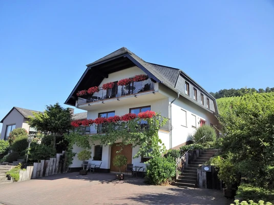 Weinhaus - Gästehaus Marmann
